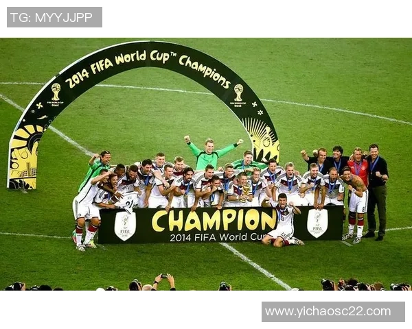 足球的魅力与挑战：探索全球足球文化与技术革新之路